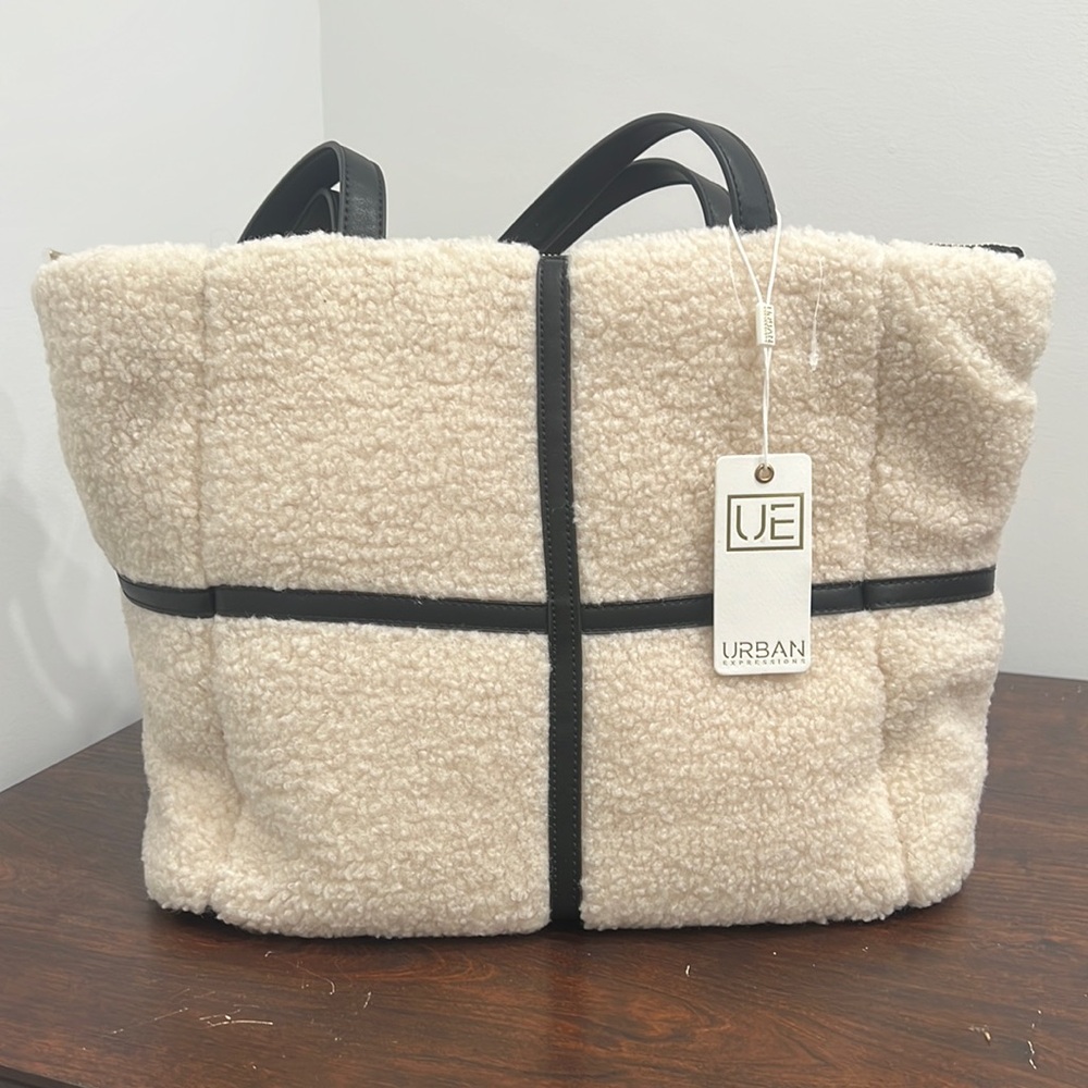 Urban Expressions tote bag. White with black detail.